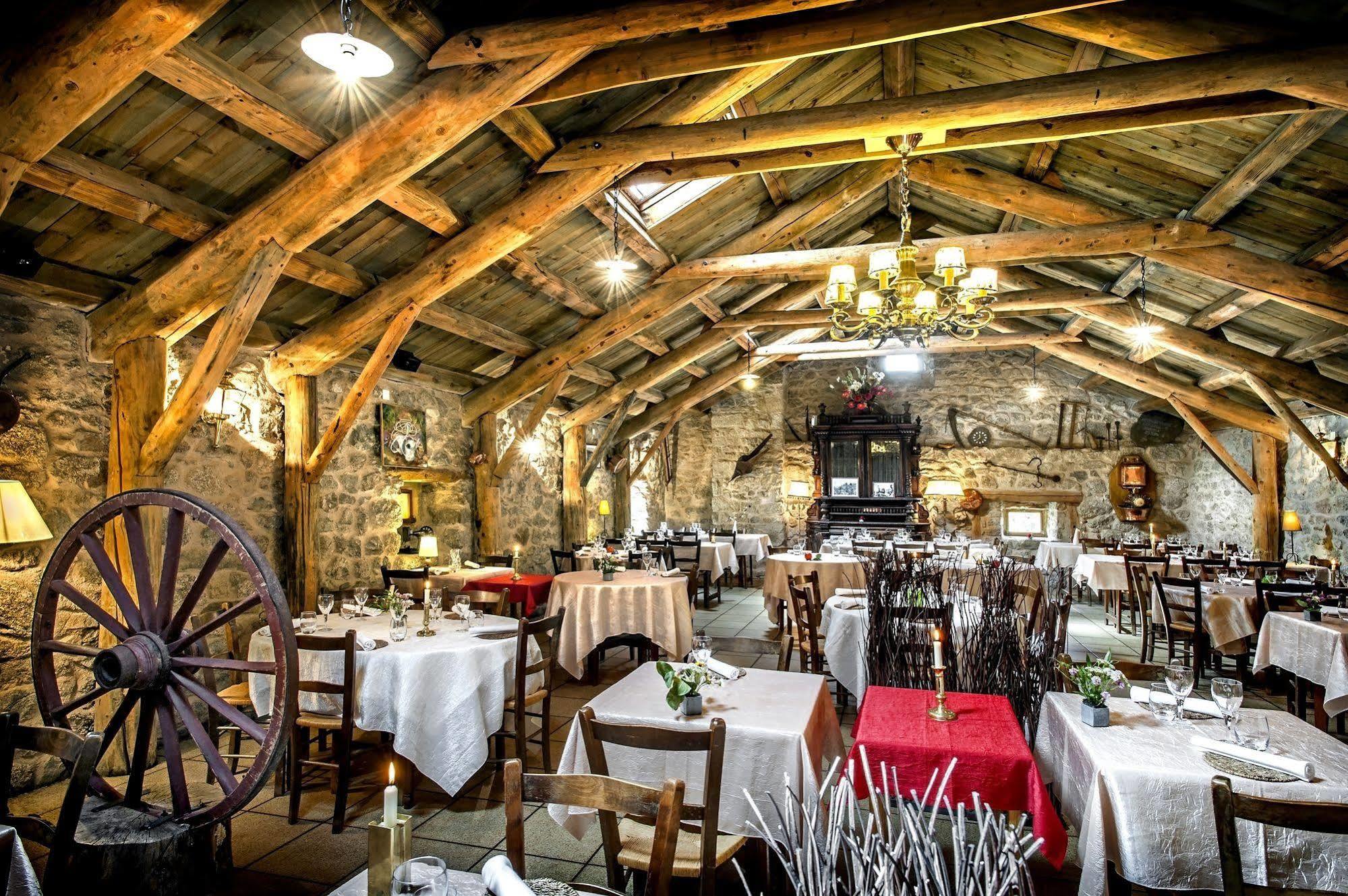 Hotel Restaurant De La Poste Et La Grange Detente, Espace Bien-Etre Chateauneuf-de-Randon Экстерьер фото